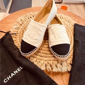 Chanel Beige/Black Espadrilles 8